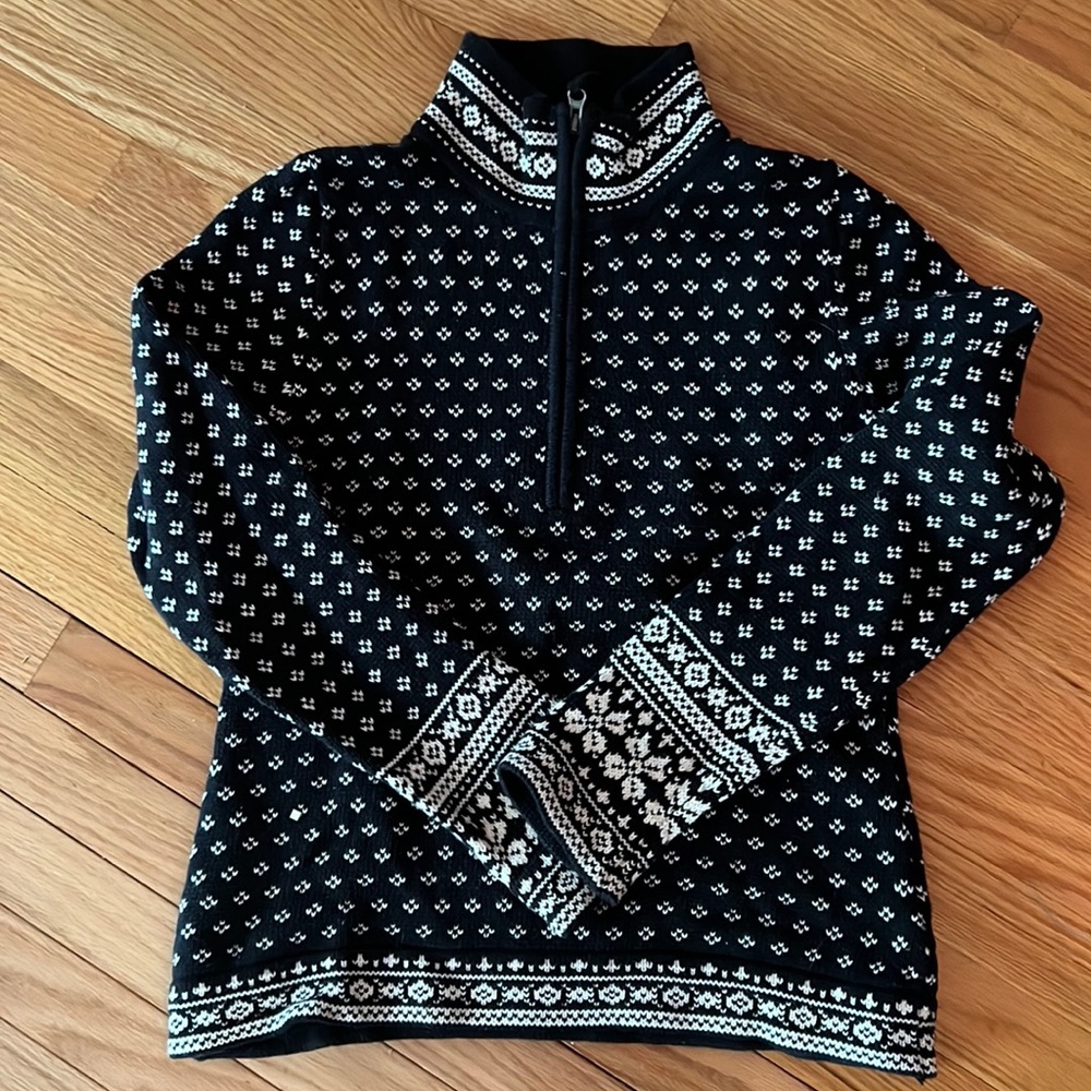 Nordic Llbean quarter zip knit sweater